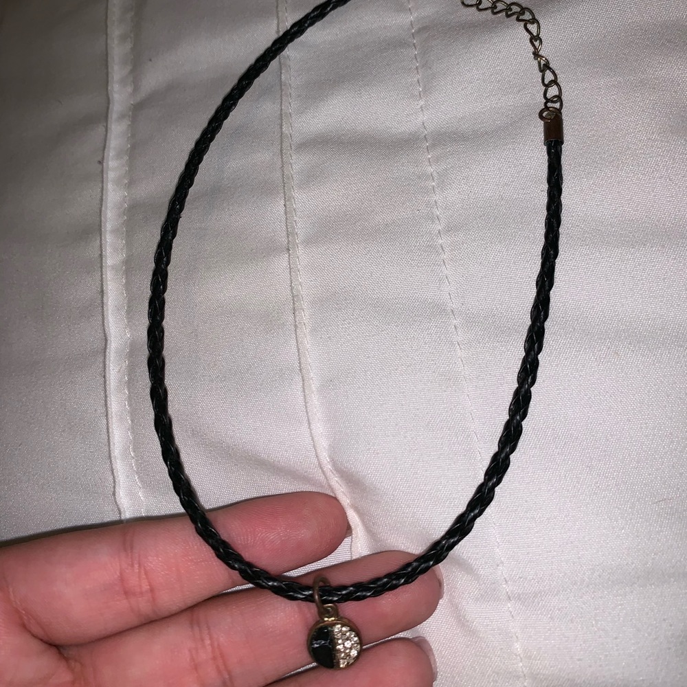 Black choker